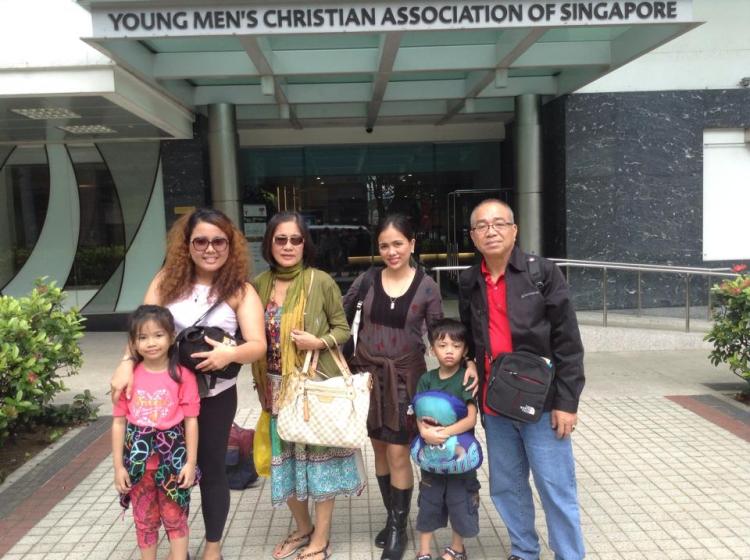 With my parents, sister and kids in Singapore in 2014